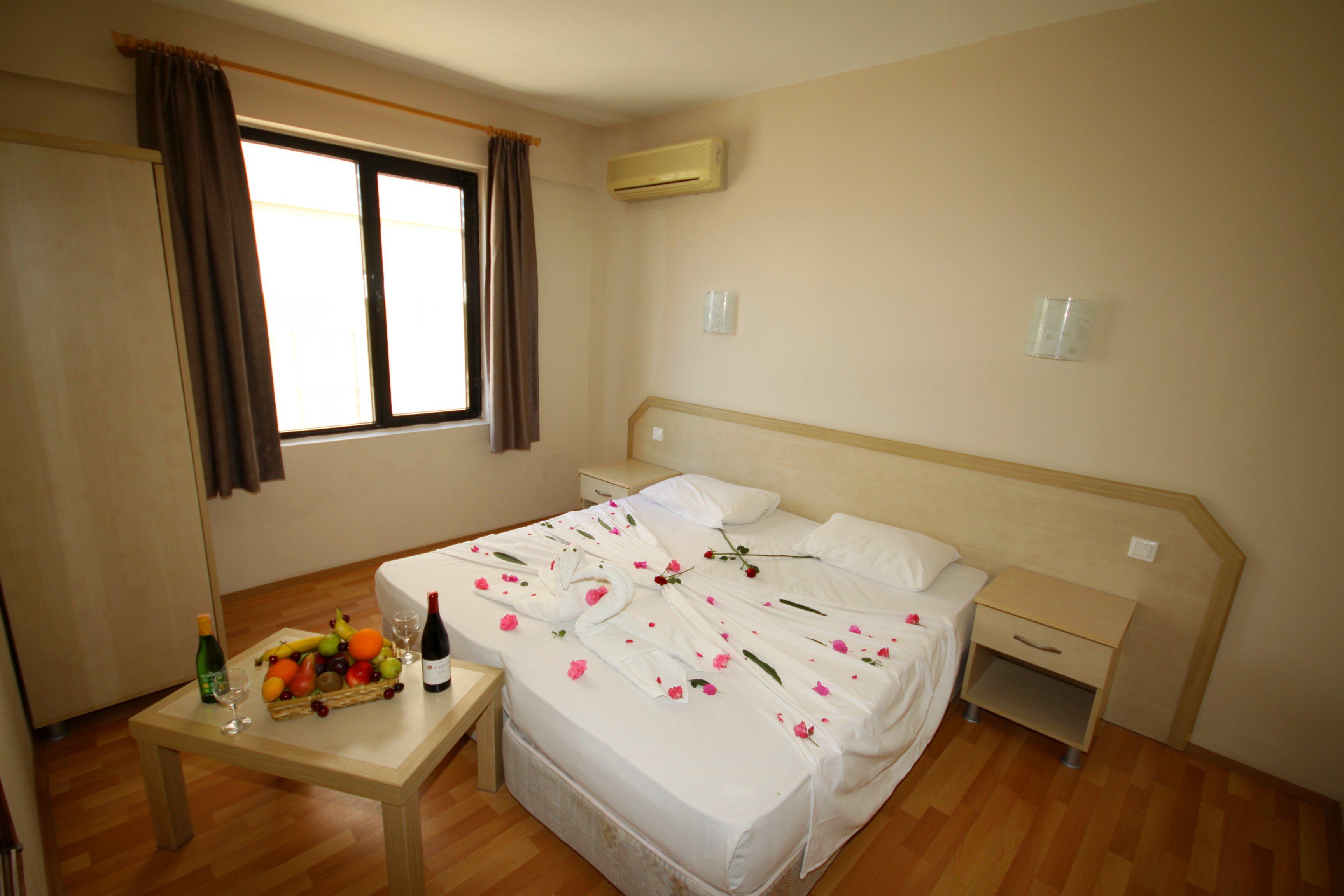 Tuntas Suites Altinkum Дидим Екстериор снимка