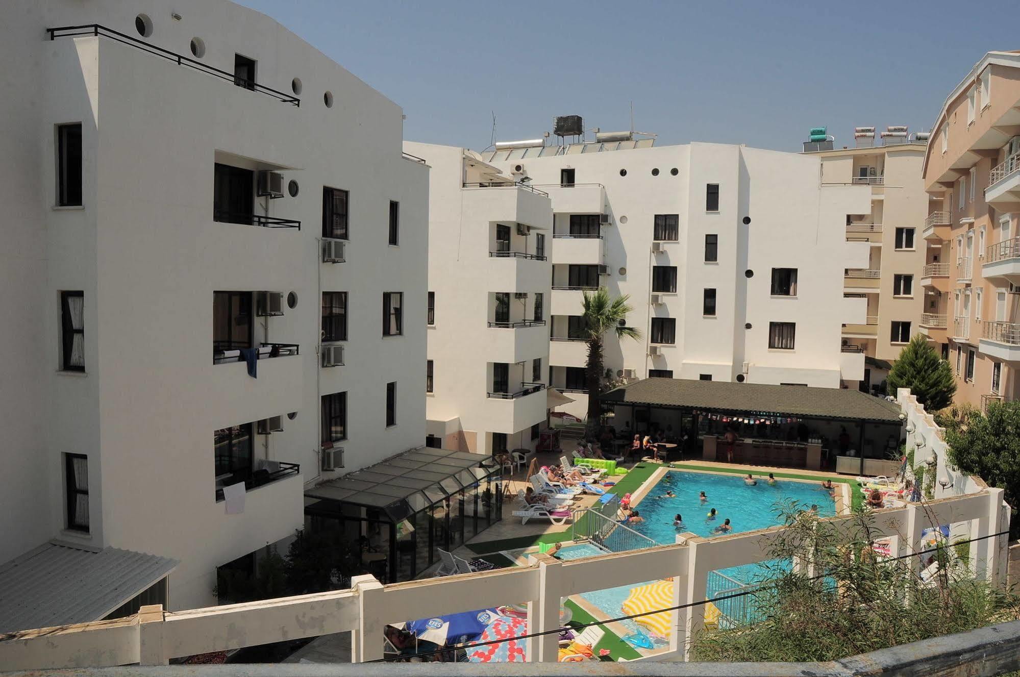 Tuntas Suites Altinkum Дидим Екстериор снимка