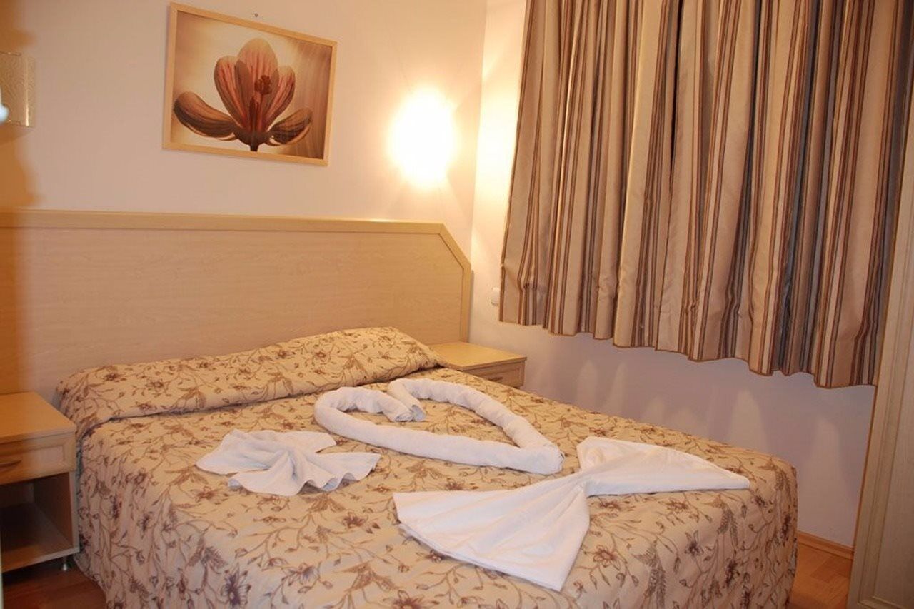 Tuntas Suites Altinkum Дидим Екстериор снимка